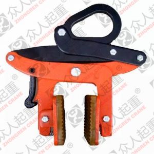 ���ؙC����